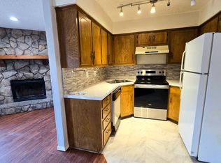 1070 Ranch Country Dr, Kemp, TX 75143