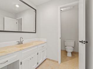 9137 W 91st Ter, Overland Park, KS 66212