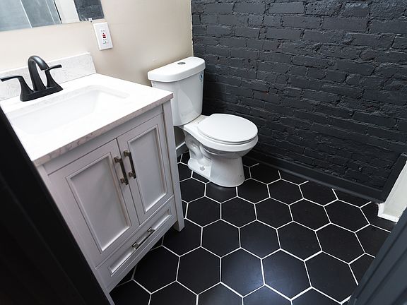 3rd image of 3827 Minnesota Ave #2