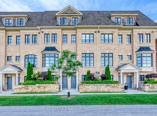 2172 Trafalgar Rd #21, Oakville, ON L6H 0N4