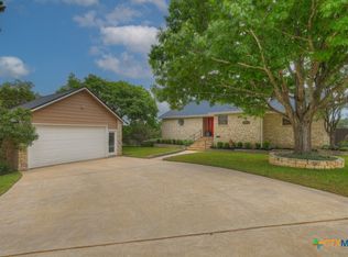 605 High Oaks Rd, Canyon Lake, TX 78133