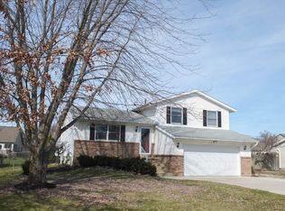 8195 Sapphire Ave NE, Canton, OH 44721