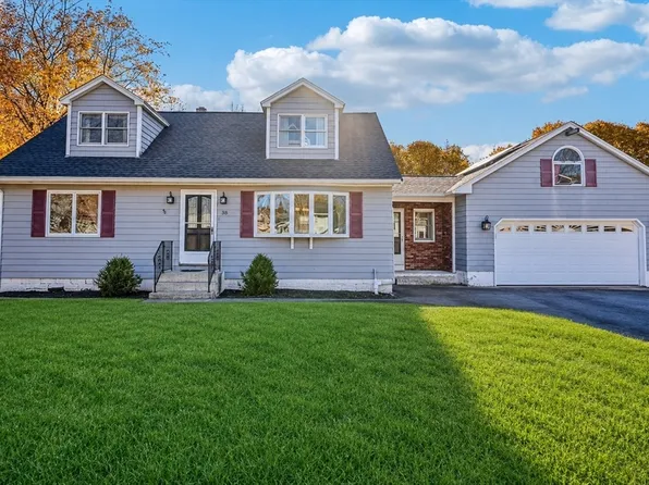 38 Raven Rd, Dracut, MA 01826