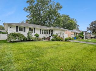 601 Birchwood Rd, Linden, NJ 07036