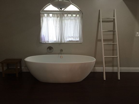 Master tub