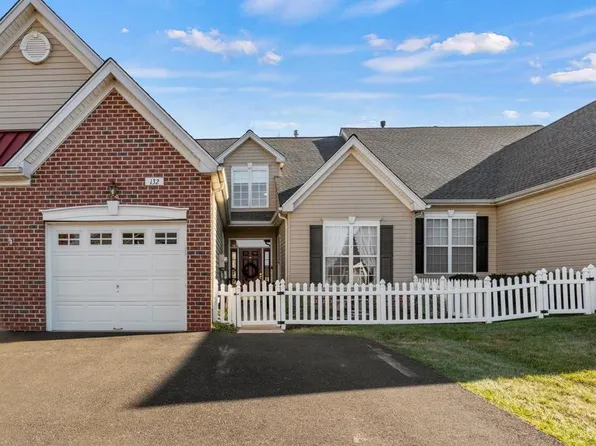 132 Devonshire Way, Sellersville, PA 18960