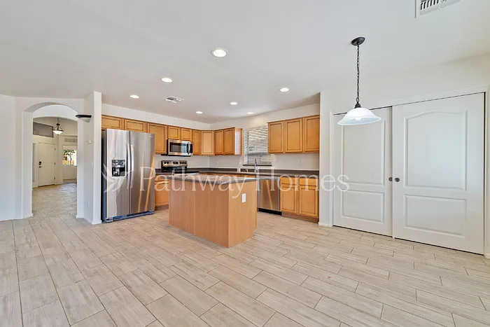41166 W Sanders Way — Photo 5