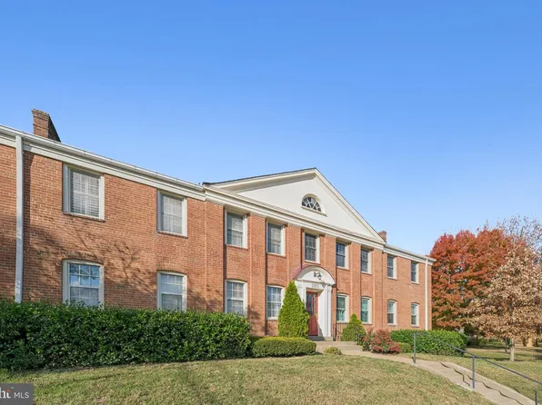 2813 Arlington Blvd APT 159, Arlington, VA 22201