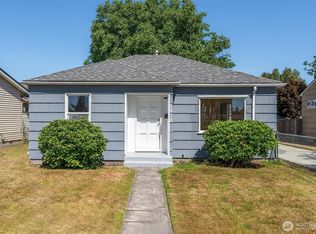 2938 Washington Way, Longview, WA 98632