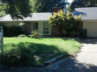 1618 S 14th Pl, Rogers, AR 72758