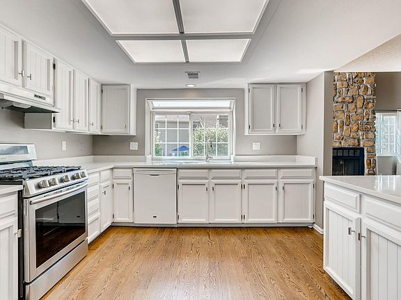 Granite counter tops, brand new gas range, new dishwasher and granite sink! New kitchen lighting.