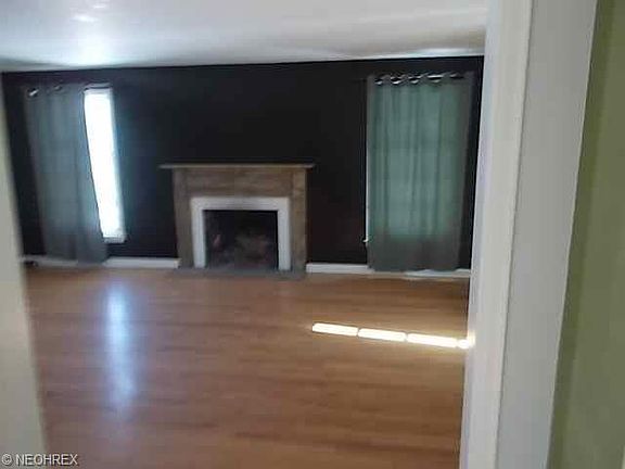 2nd image of 3325 Chelsea Dr