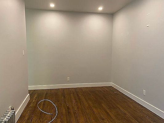 5th image of 126 E 103rd St #9A