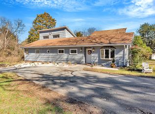 404 Blackberry Ln, Knoxville, TN 37909