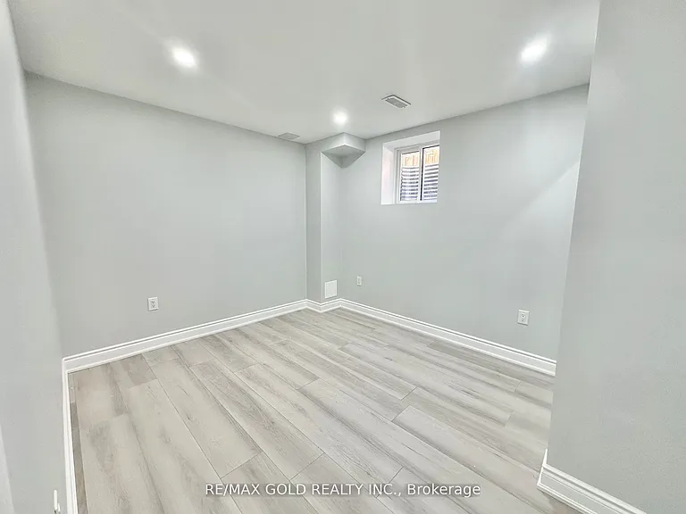 555 Settlers Rd W #BASEMENT — Photo 7