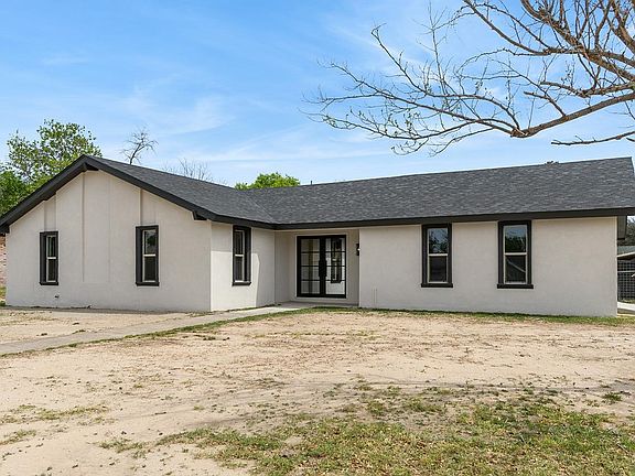 3rd image of 118 Flint Rock Trl