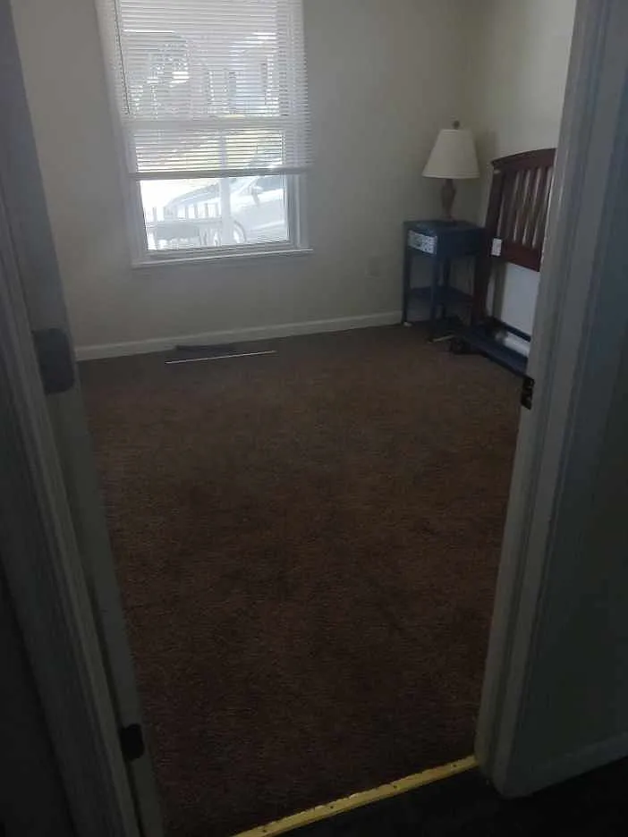 3 bed, $1,380 — Photo 3