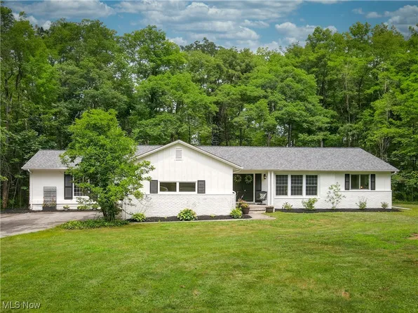 7959 Gates Mills Estates Dr, Gates Mills, OH 44040