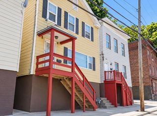 626 4th St #2, Troy, NY 12180