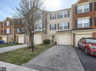 20 Forest View Ter, Hanover, PA 17331