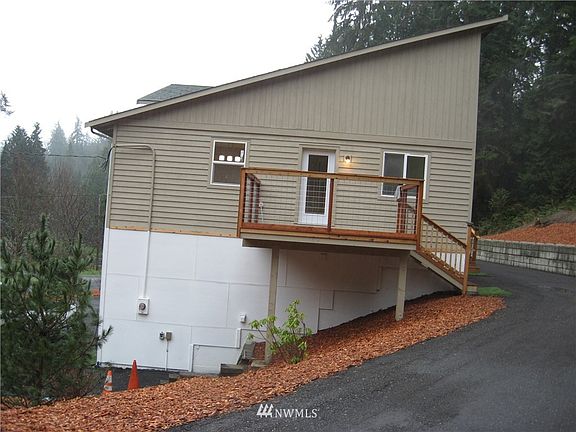 3rd image of 11502 72nd Dr SW