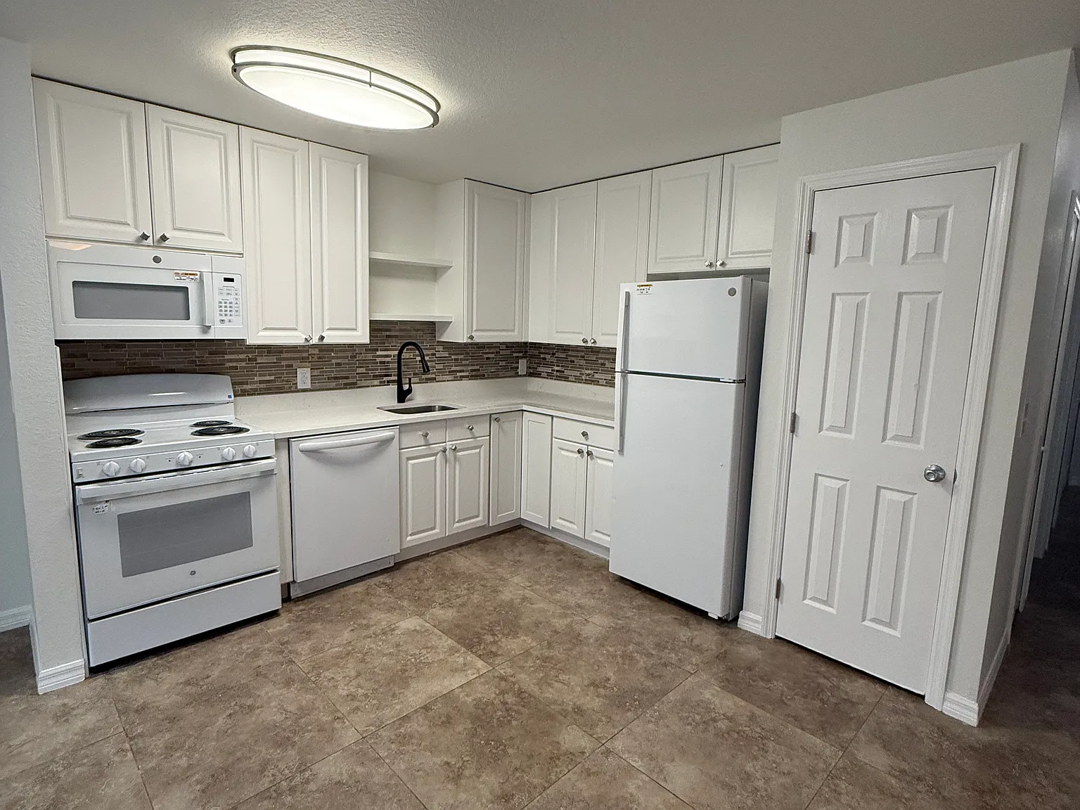 Jack Ave S, Lehigh Acres — Photo 4