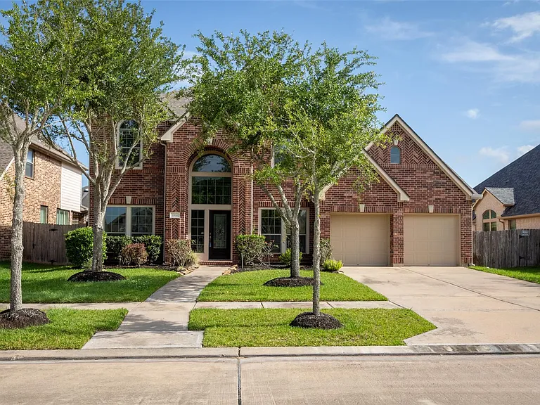 3814 Hunters Gate Ct — Photo 2