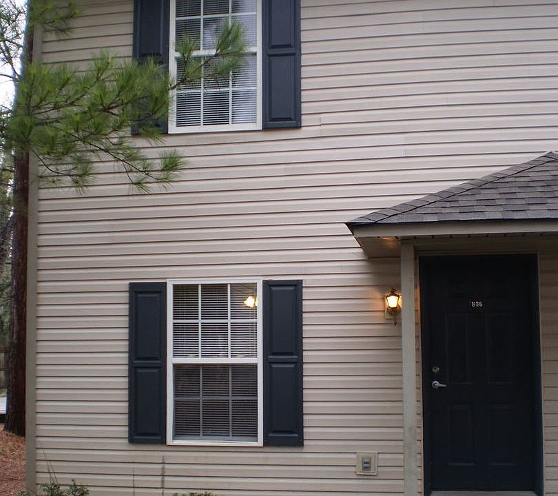 1st image of 1806 Sweet View Way