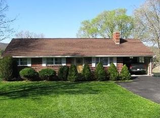 1938 Peppers Ferry Rd, Christiansburg, VA 24073