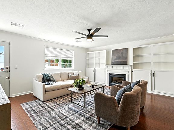 4th image of 2120 Lebanon Pike APT 102