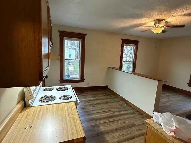 291 W Main St #291 — Photo 1