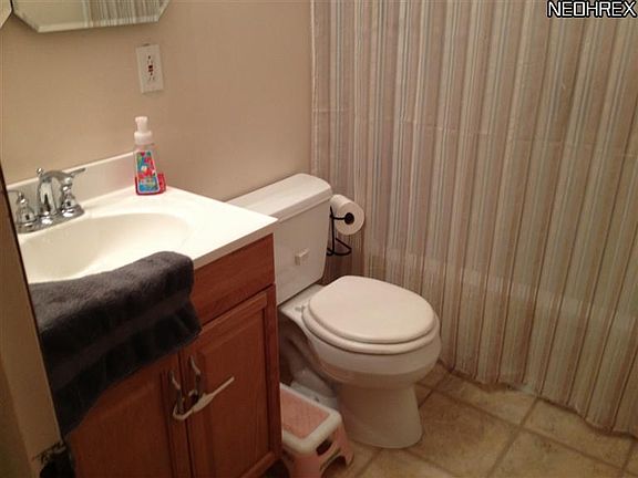 3rd image of 15501 Judy Ct