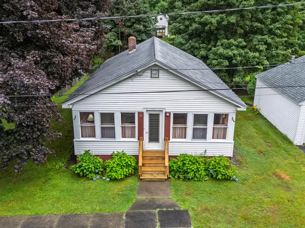 36 Preble Street, Bingham, ME 04920