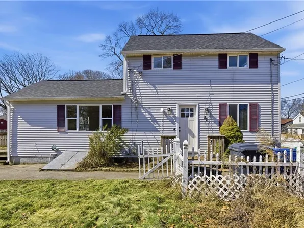 52 Hazard Ave, Warwick, RI 02889