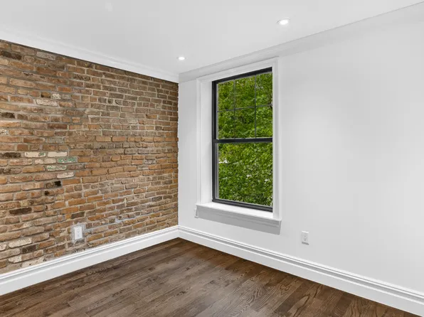 244 Tenth Avenue image 5 of 12