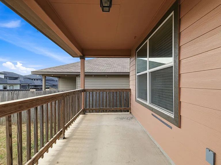 2818 Davis Trce — Photo 28