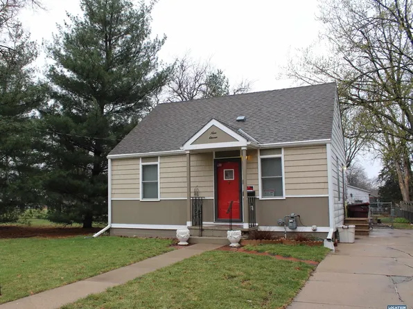 911 N 65th St, Lincoln, NE 68505