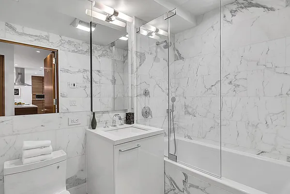 Rented by Douglas Elliman | media 16