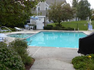 17 Reed Dr, Bedford, NH 03110