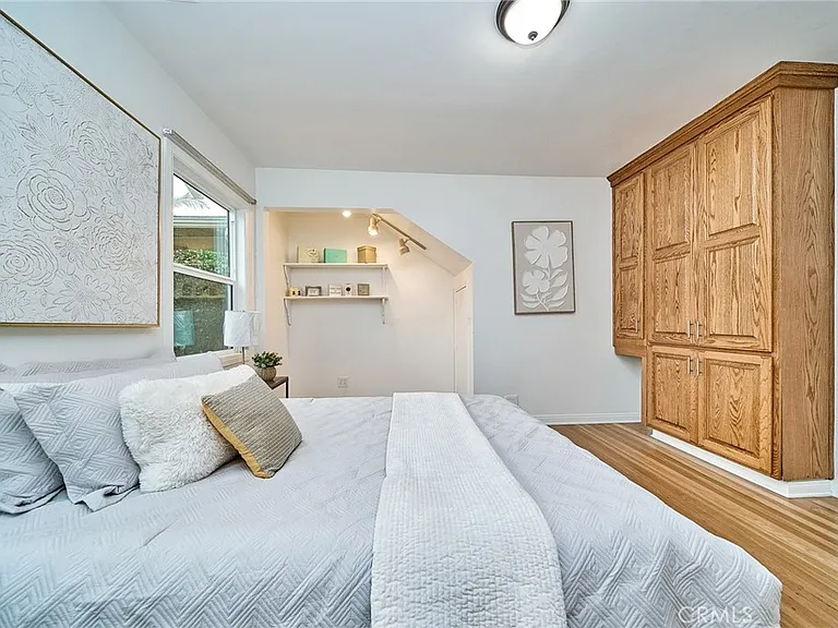 503 Longden Dr — Photo 25
