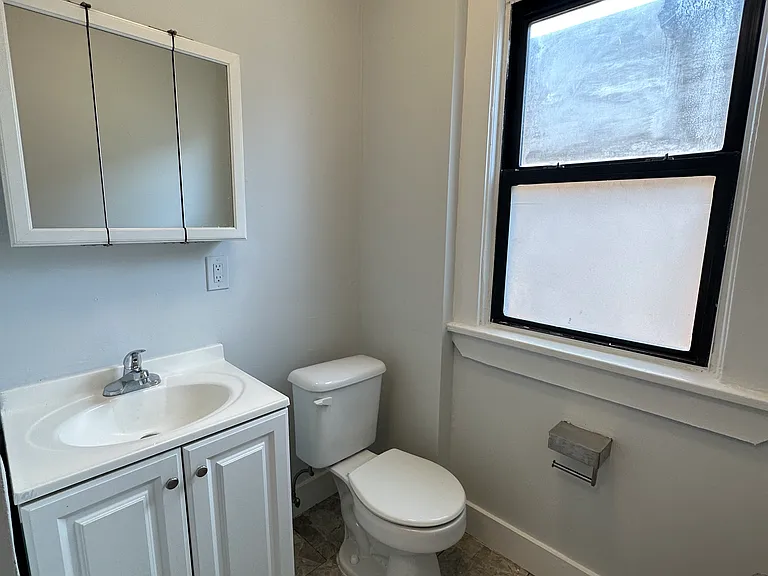 145 Park Ave #5A — Photo 2