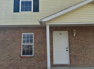 118 Weatheridge Dr, Hurricane, WV 25526