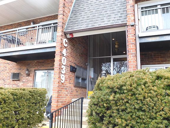 3rd image of 4039 Saratoga Ave APT C110