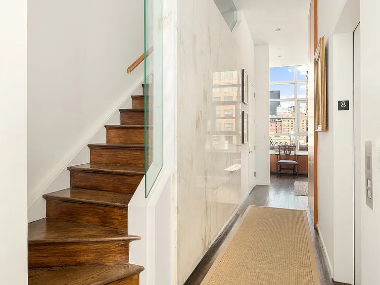 211 W 18th St #PENTHOUSE — Photo 11
