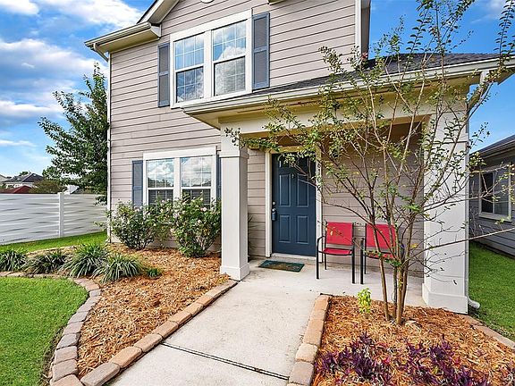 2nd image of 6102 Settlers Lake Cir E