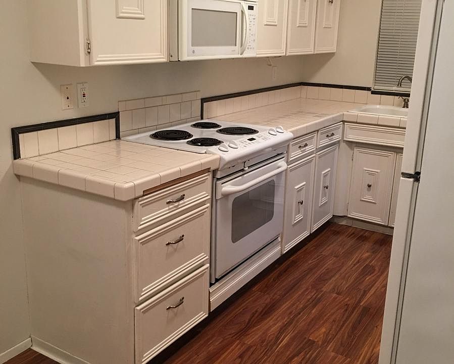 Ample storage and built-in microwave