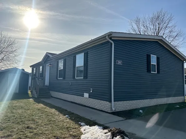 3261 Abbington Site #26, Jackson, MI 49201