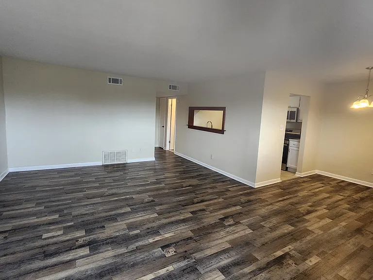 600 Scenic Hwy #321 — Photo 4