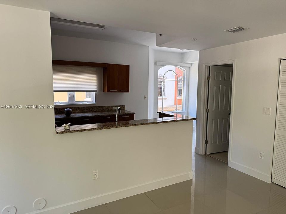 1st image of 18421 NE 27th Ct #0