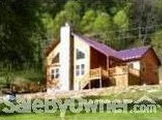 26 Apple Pasture Dr, Bakersville, NC 28705